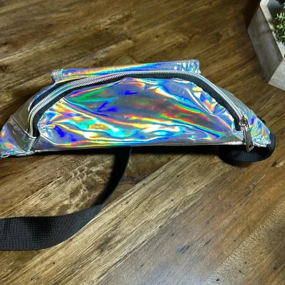 Raising Canes Metallic Fanny/Shoulder Pack Bag Zippered Pouch Adjustable Unisex - Picture 9 of 10